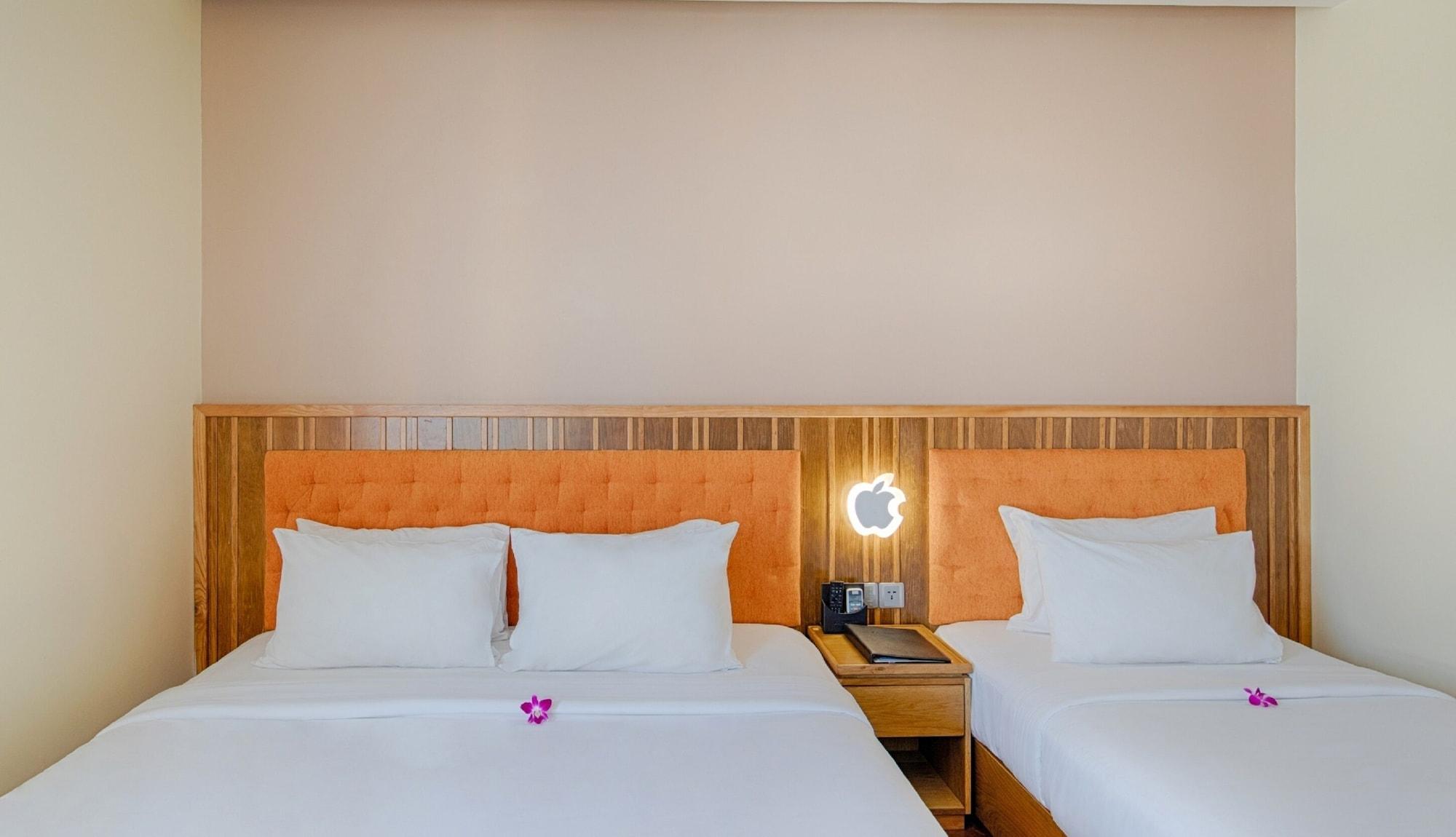 Sea Queen Hotel Дананг Экстерьер фото