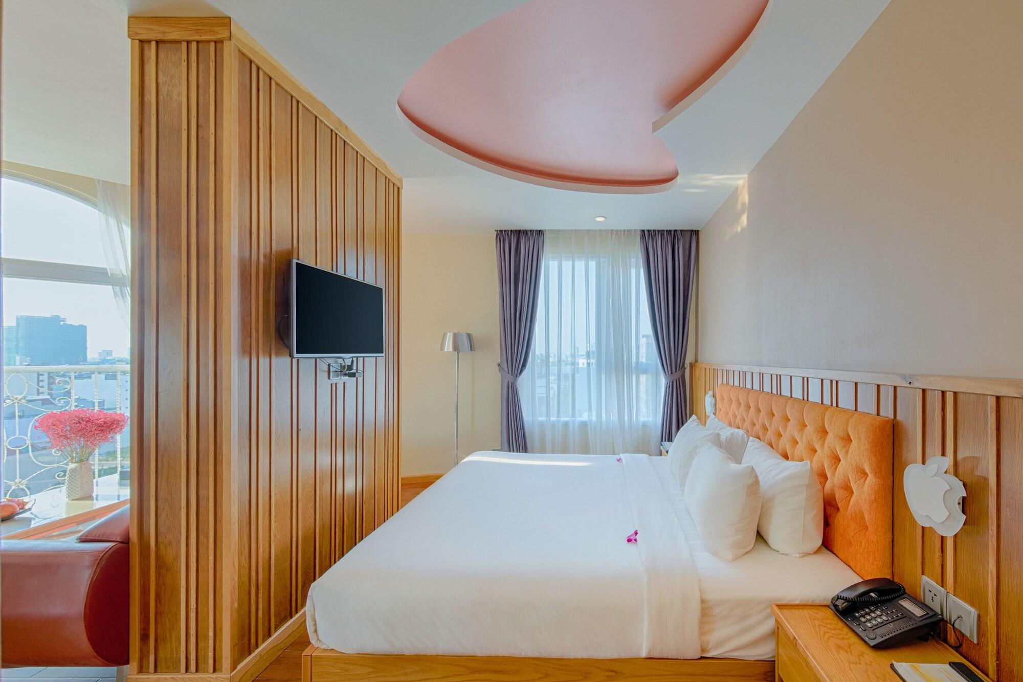 Sea Queen Hotel Дананг Экстерьер фото