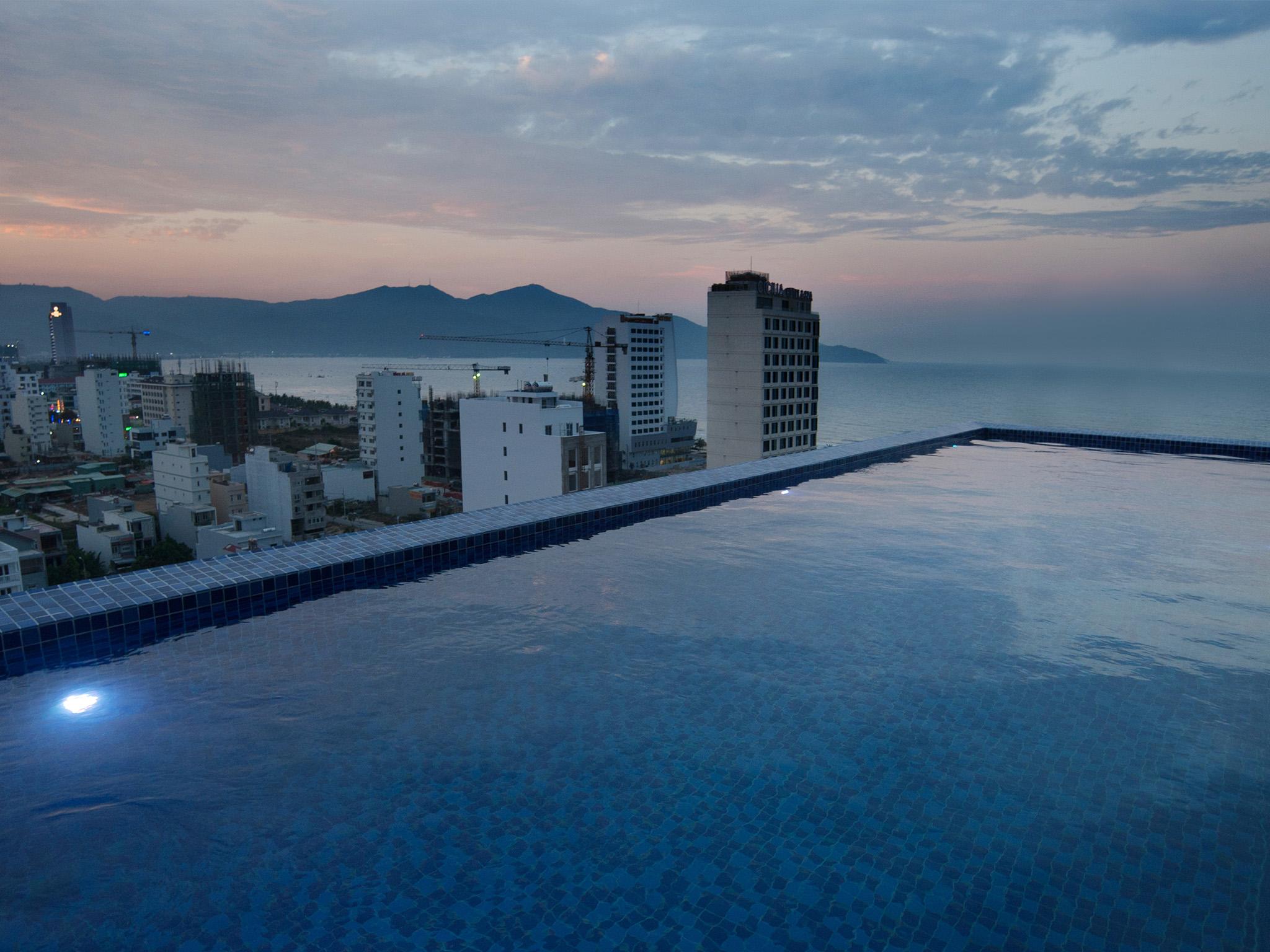 Sea Queen Hotel Дананг Экстерьер фото